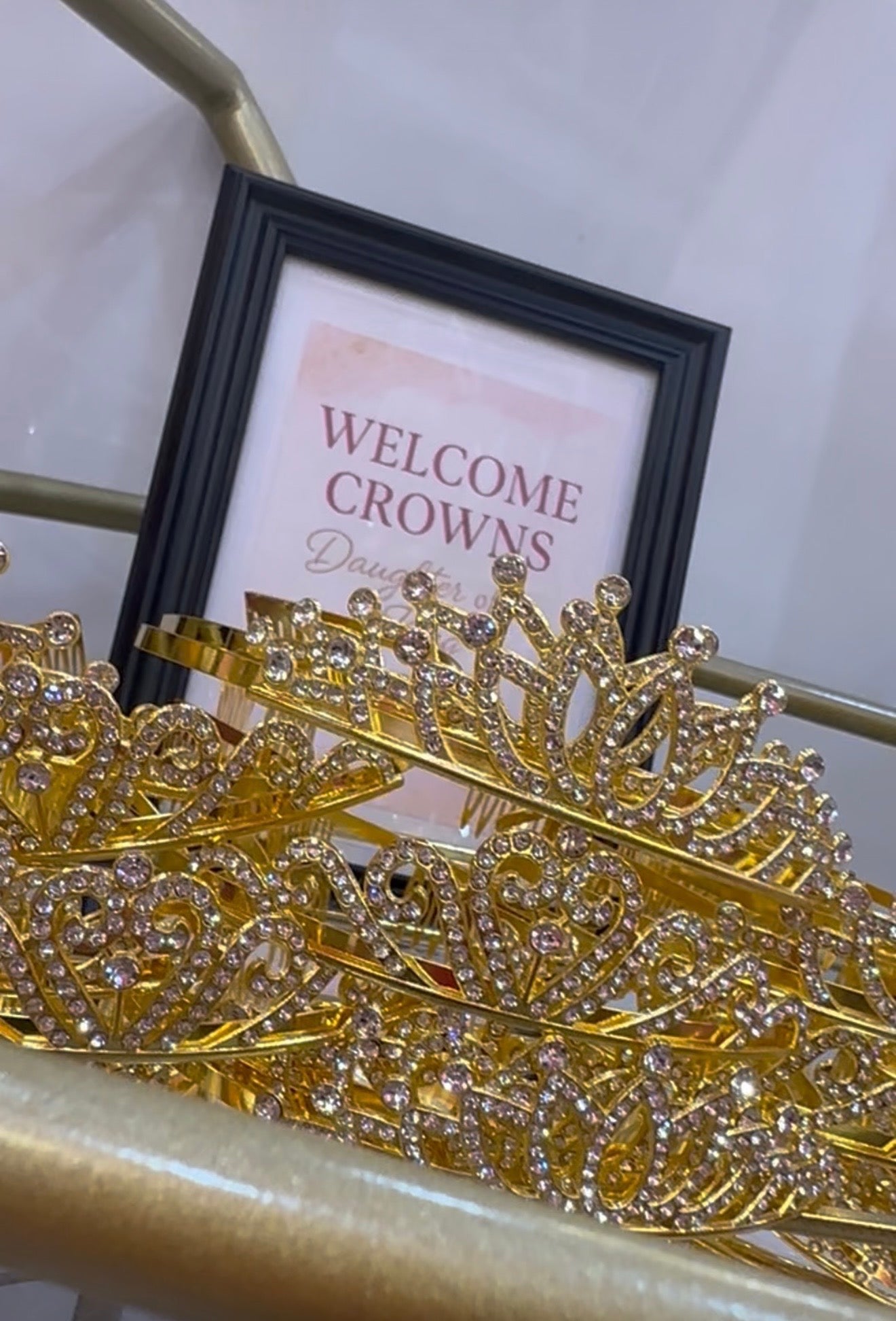 Praise + Paint — CHICAs Worship Night