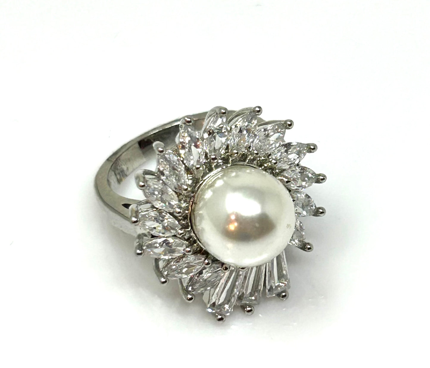 FASHION RING