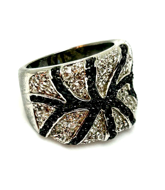 FASHION RING