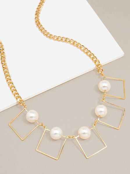 ZENZII Jewelry - Style Squared Pearl Collar Necklace - Gold Pearl